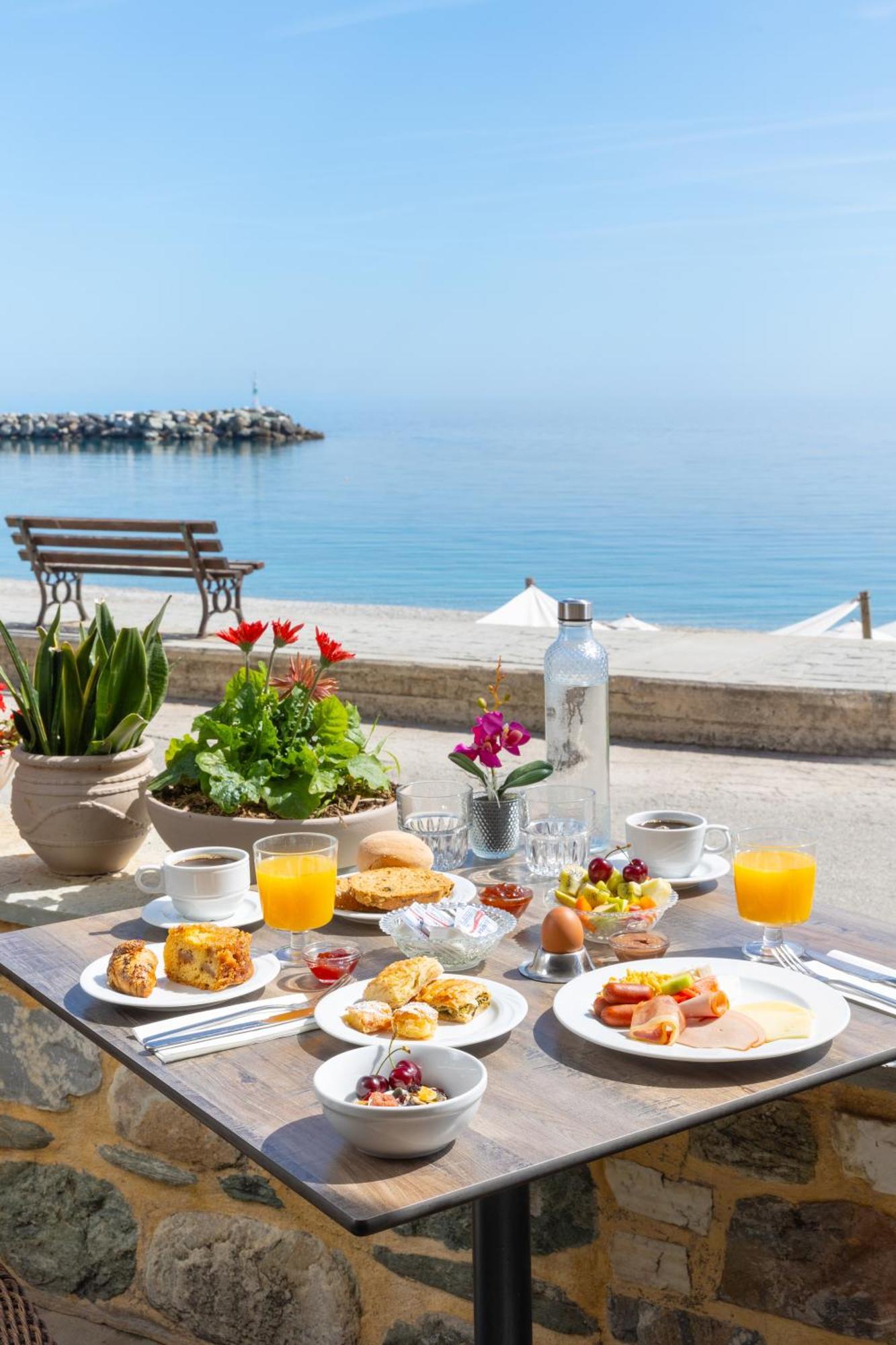 Kenta Beach Hotel Agios Ioannis  Eksteriør billede